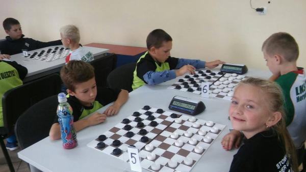 79ff1e9097f5bd788e5a9a4e5113316e