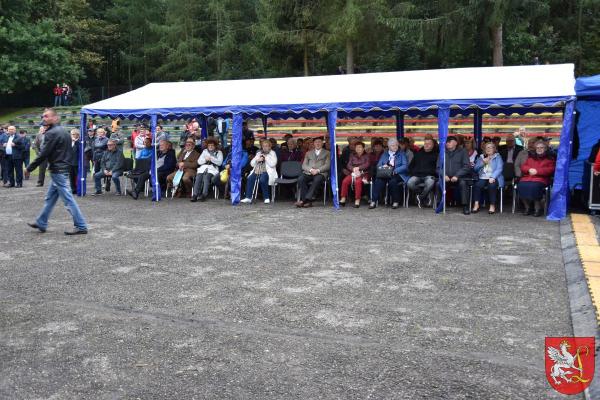 dae543ab51ef1d96603a07a1b03ce5b7