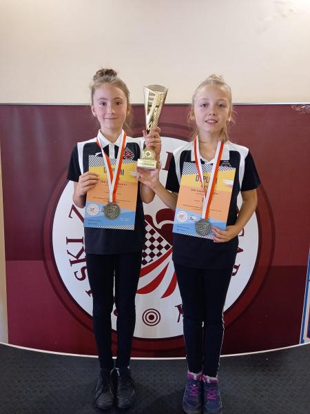 9024a95a955338bf9acefbdd1e8201fc