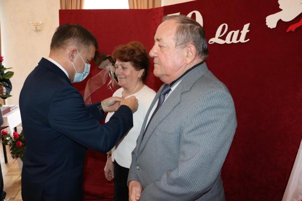 65c883f06e7c1485abf5892aaa2723ba