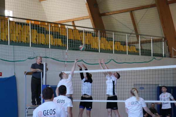 9ff55dbda15a83db7601247e7050b040