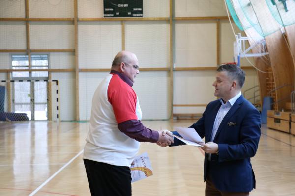 68f7a9bd8086442cd20a69b63b399d4d